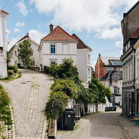 Dinbnb I Cobblestone Streets 350m From Bryggen & Floybanen! Apartmán